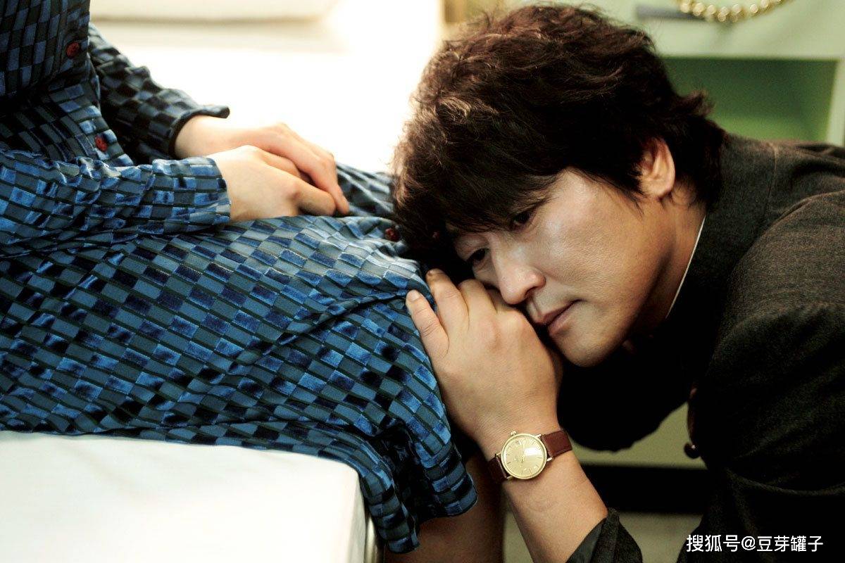 蝙蝠:朴赞郁作品,一部充满道德冲击和情欲纠葛的另类吸血鬼电影_演技