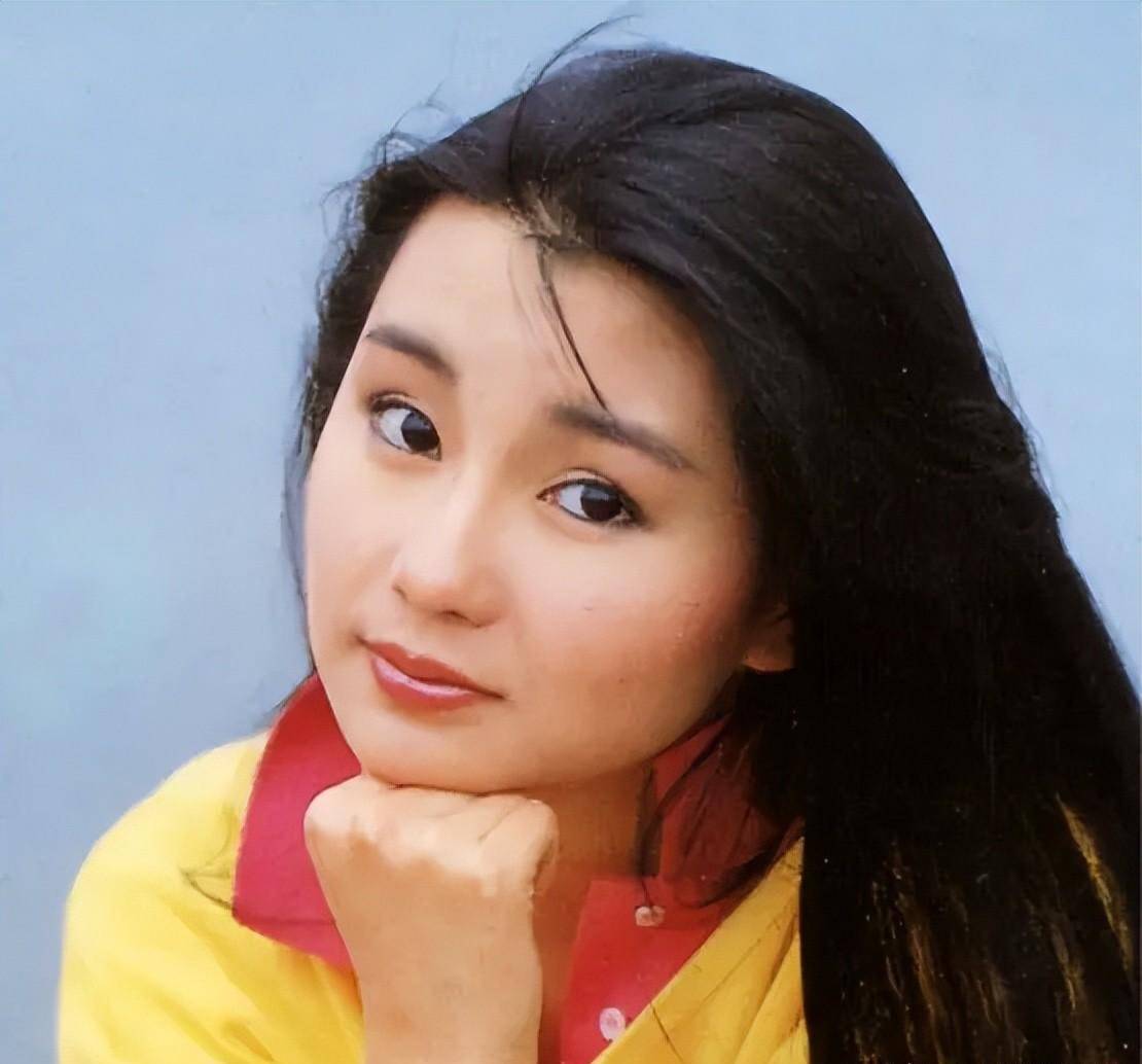 张曼玉年轻照合集:如此独特之美,配得上26次影后殊荣,值得珍藏_模样