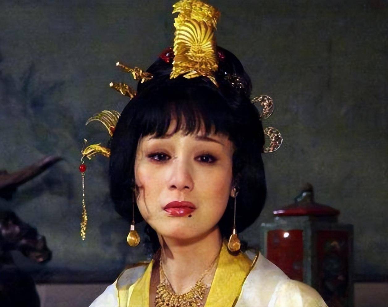 李建群和名导在一起27年不结婚,一生无儿无女,为何临终前坦言后悔