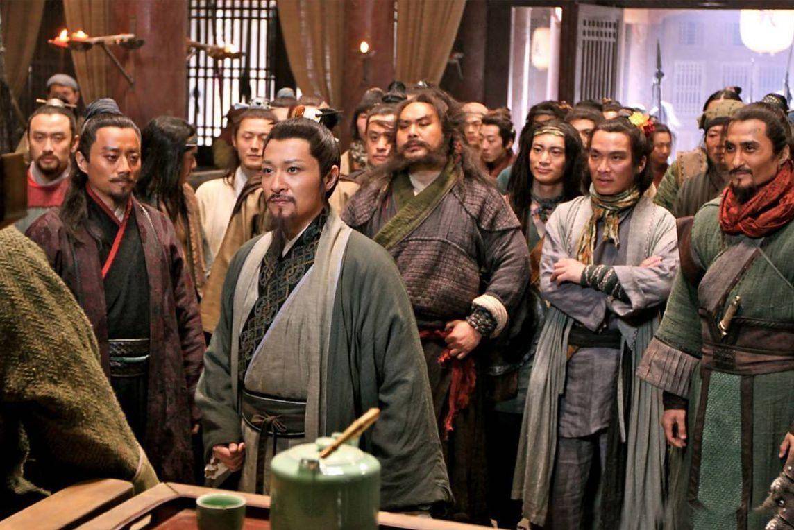 《水浒》这好汉关键时刻找人帮忙,当了一名成功的逃兵_梁山招_安道