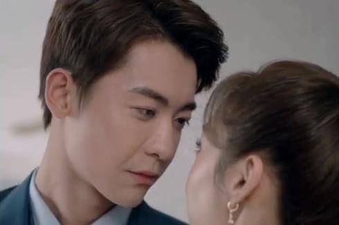 赵志伟宣璐"处处吻"场面太震撼,看清她的唇纹后,肖战评论区炸了_剧中