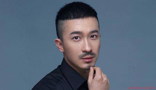 来看佟掌柜的逆袭人生_王玮_邹伟_王启名