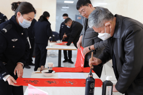 墨香暖‬警心 护航新征程 (图7)