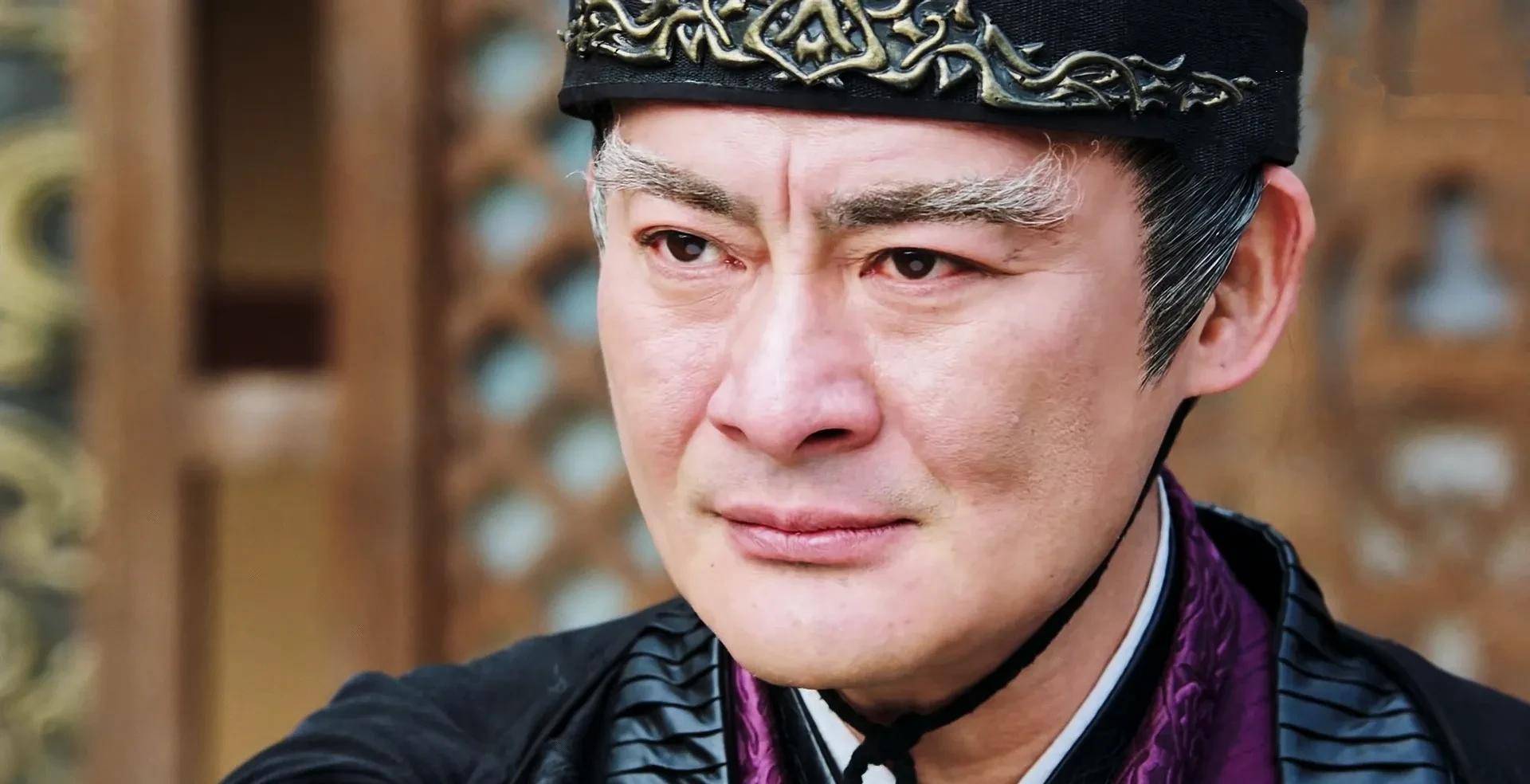 赵丽颖-有翡:为了不让谢允逃跑,周翡用天门锁锁住了谢允的_霍连涛