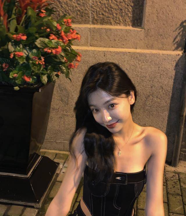 人间水蜜桃易梦玲马思唯疑分手!