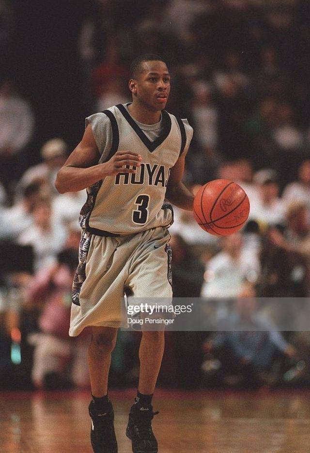 乔治城大学被誉为"中锋摇篮",尤因莫宁穆大叔之外还有谁?