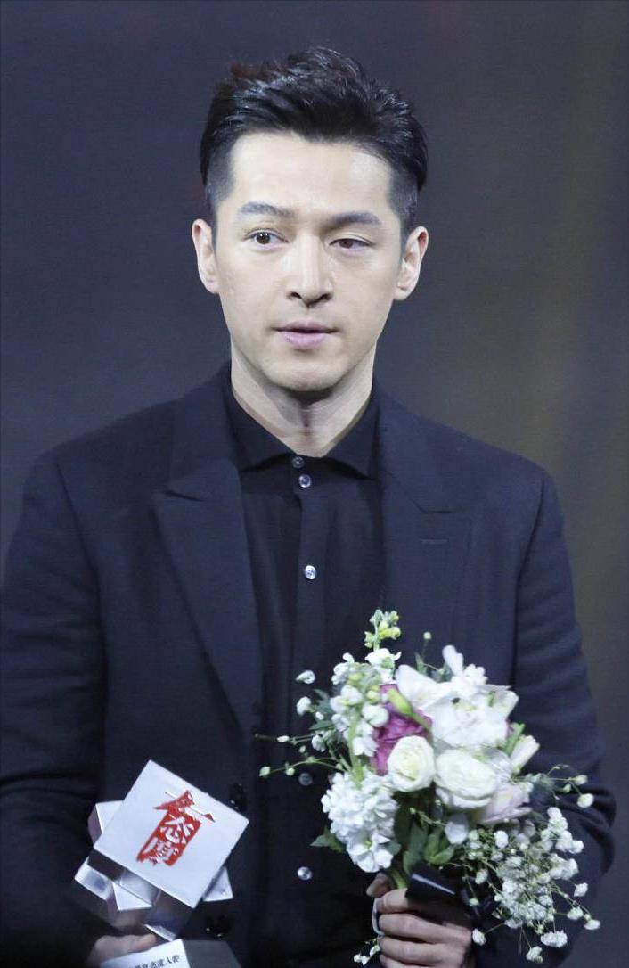 胡歌是一名才华横溢,品德高尚的演员每次成功离不开自己的坚持_上海市