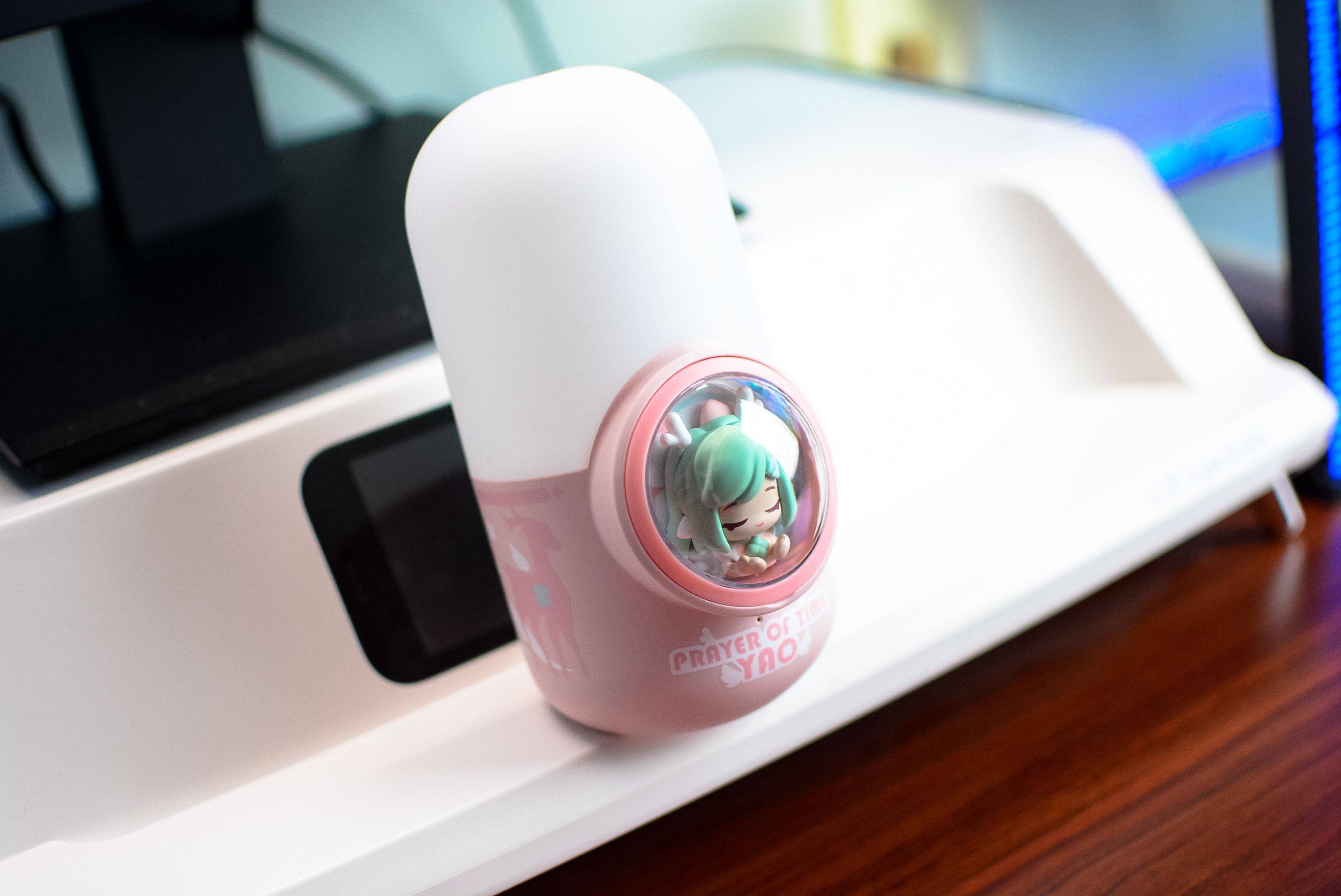 不联网才是真智能?黄油猫声控夜灯评测:时之祈愿瑶还有无线充电