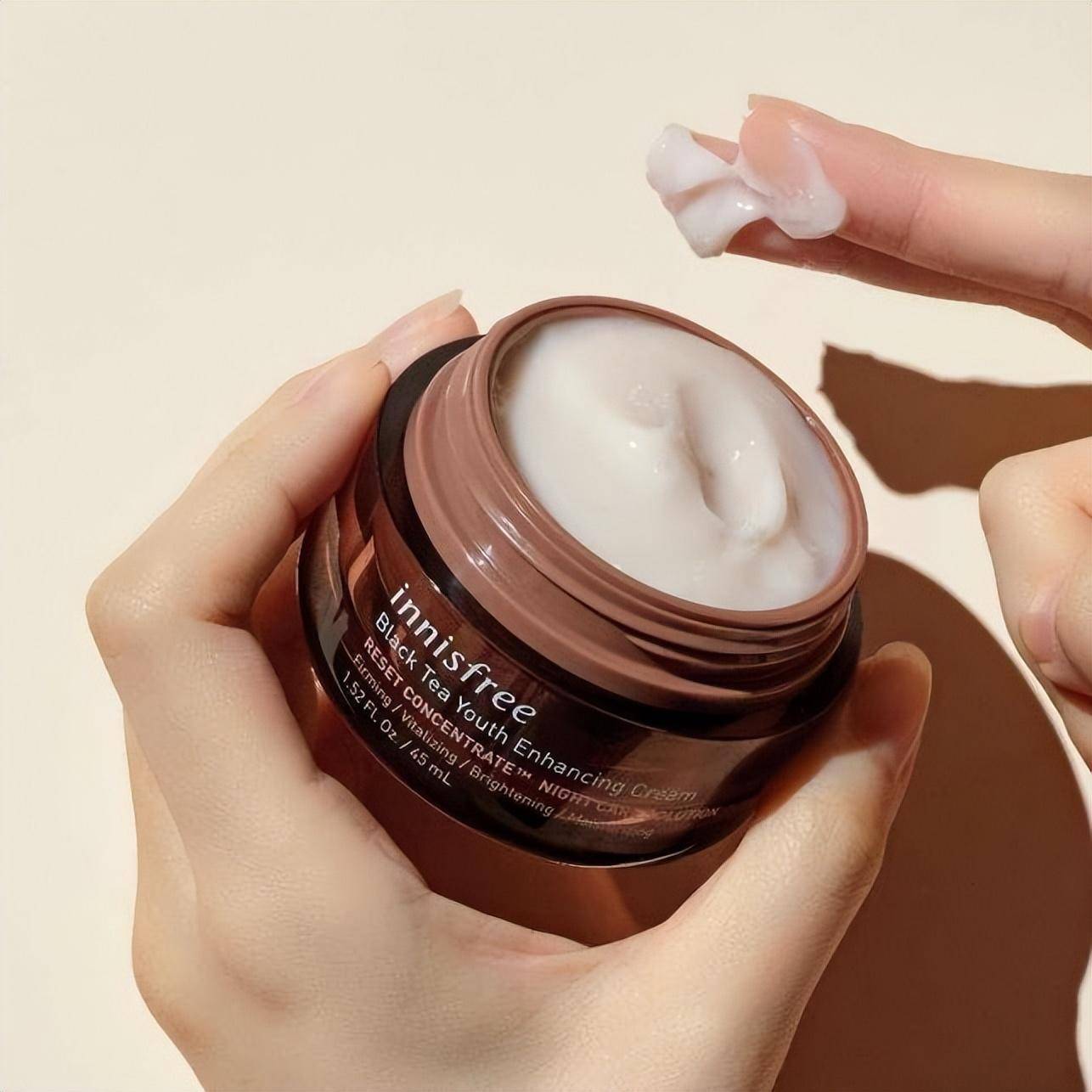 悦诗风吟红茶面霜成为年货节最大赢家_肌肤_成分_修护