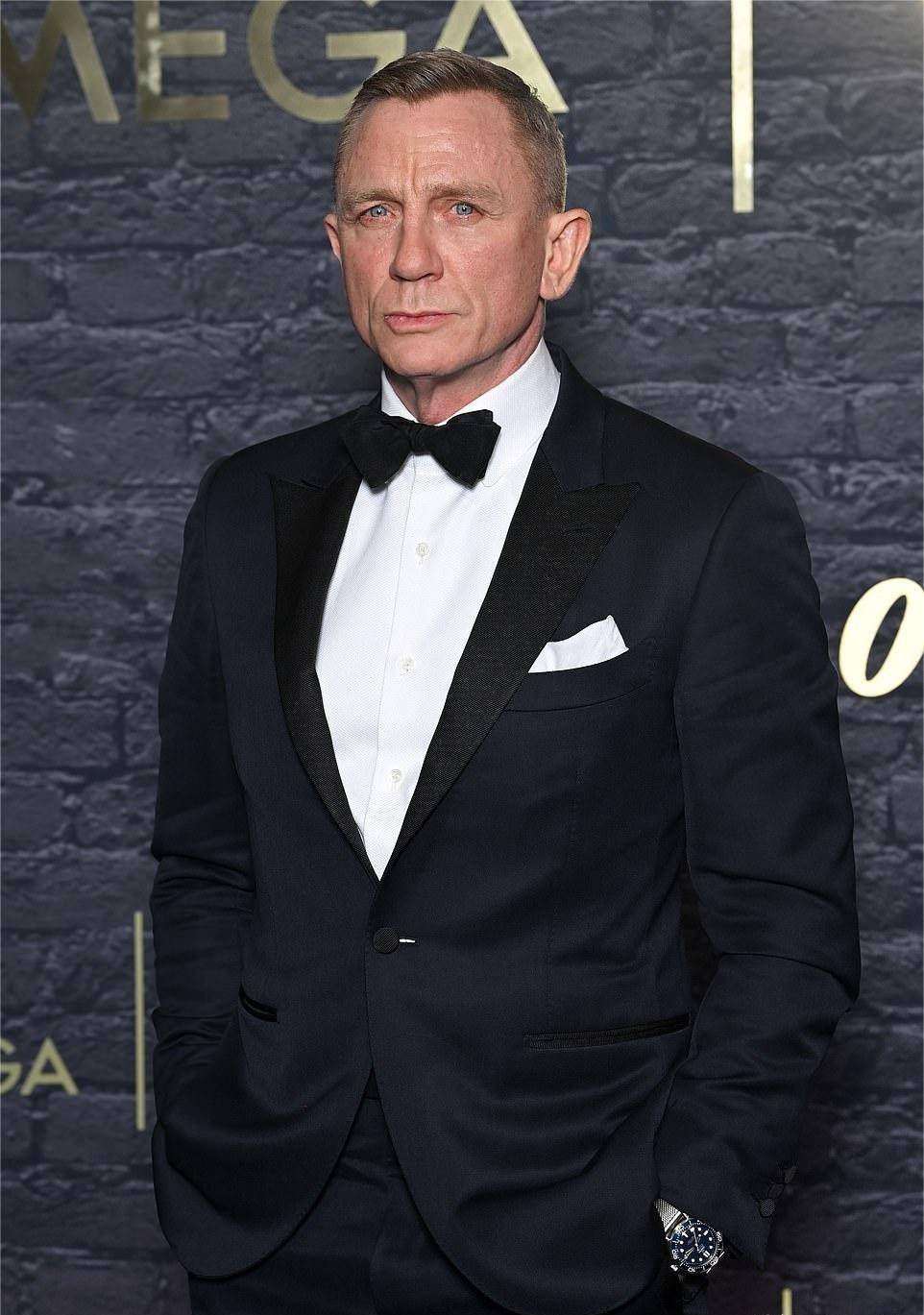 2021年@国内初登場@James Bond Legacy 初回限定盤 - nicconenterprises.com