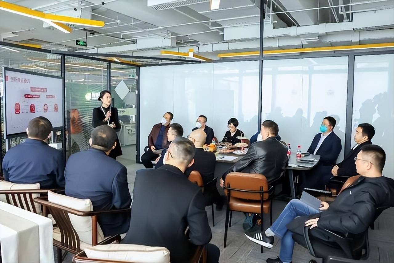 渭南市澄城县县委领导一行莅临辰颐物语考察交流_发展_销售_水果