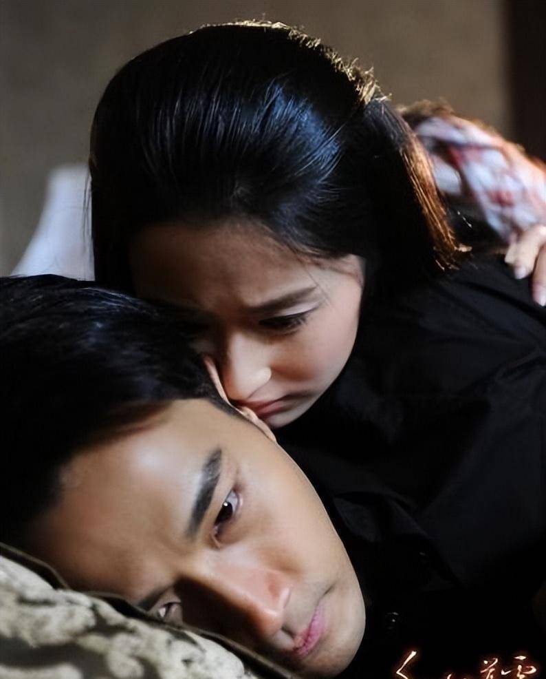 刘恺威饰演的莫绍谦重新走红,两肘击引网友爆笑,剧情其实很虐心_童雪