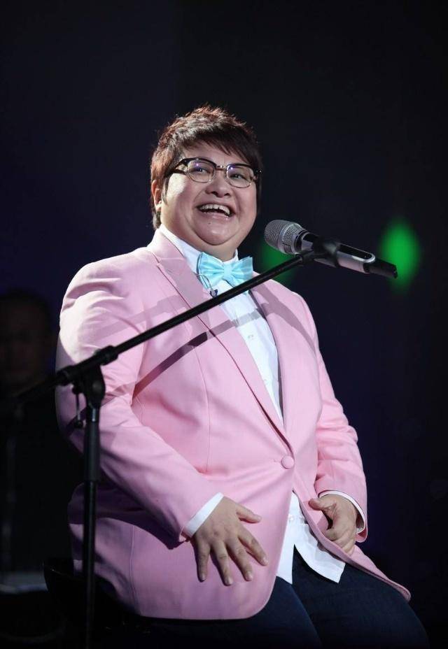 47岁张惠妹4个爆肥原因揭秘,体重失控胖成韩红,只因缺乏意志力_减肥