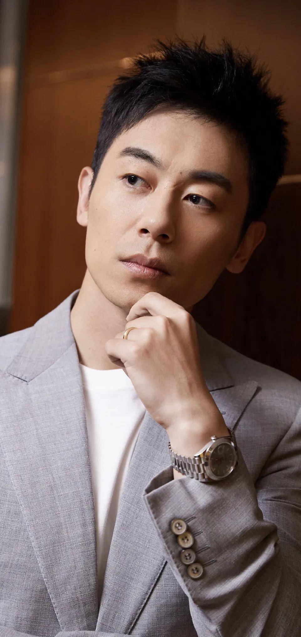 朱亚文和王丽坤化身保镖,新剧又尬又上头,霸总题材有何魔力?