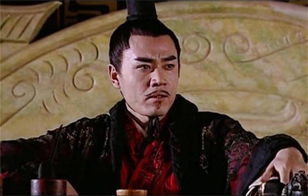 景帝刘启的孙子鲁王刘光为王后,后来侄子史曾又娶了济北王刘胡的孙女