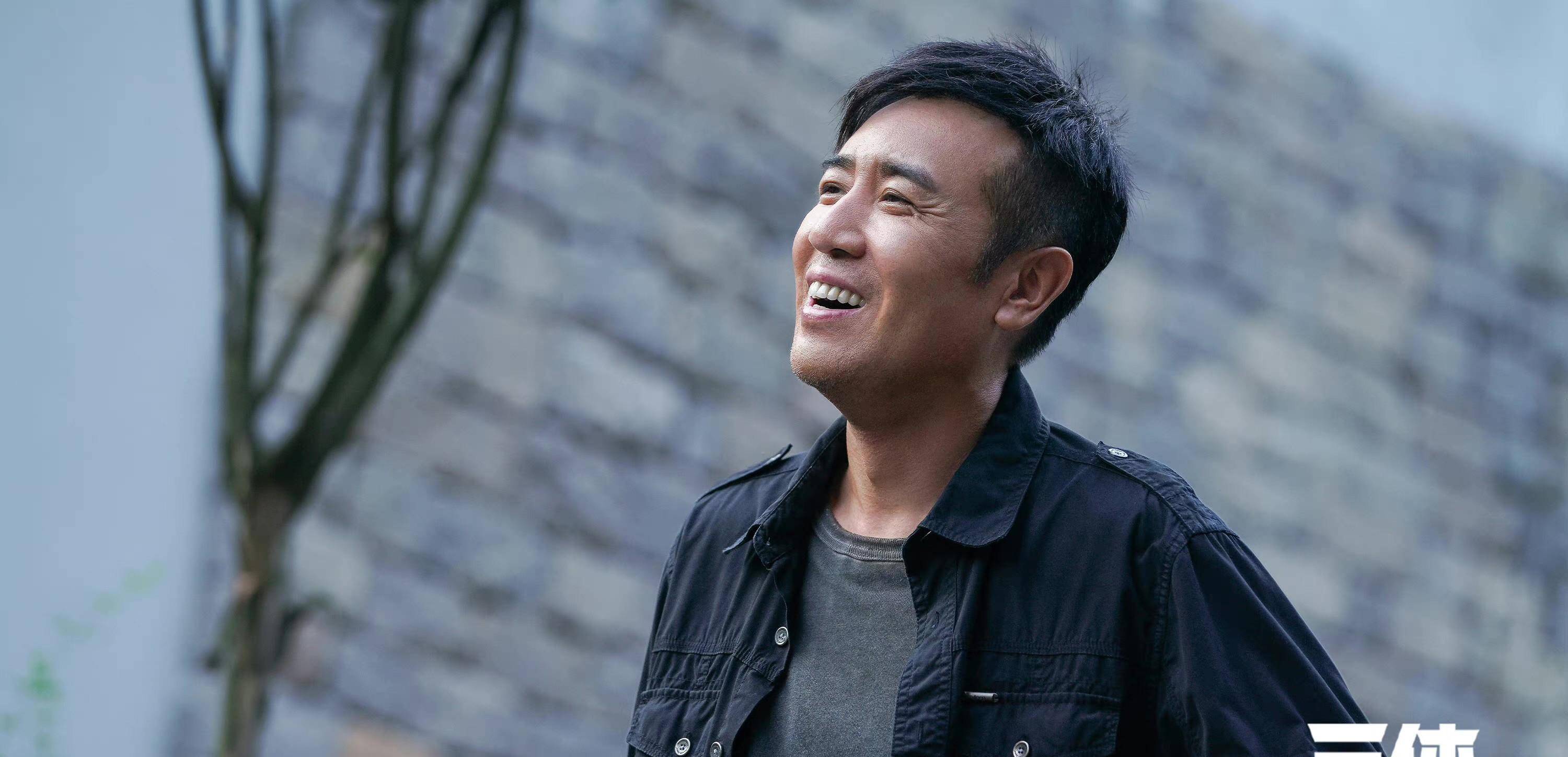 于和伟在2021年凭借《觉醒年代》中陈独秀一角斩获了白玉兰奖最佳男