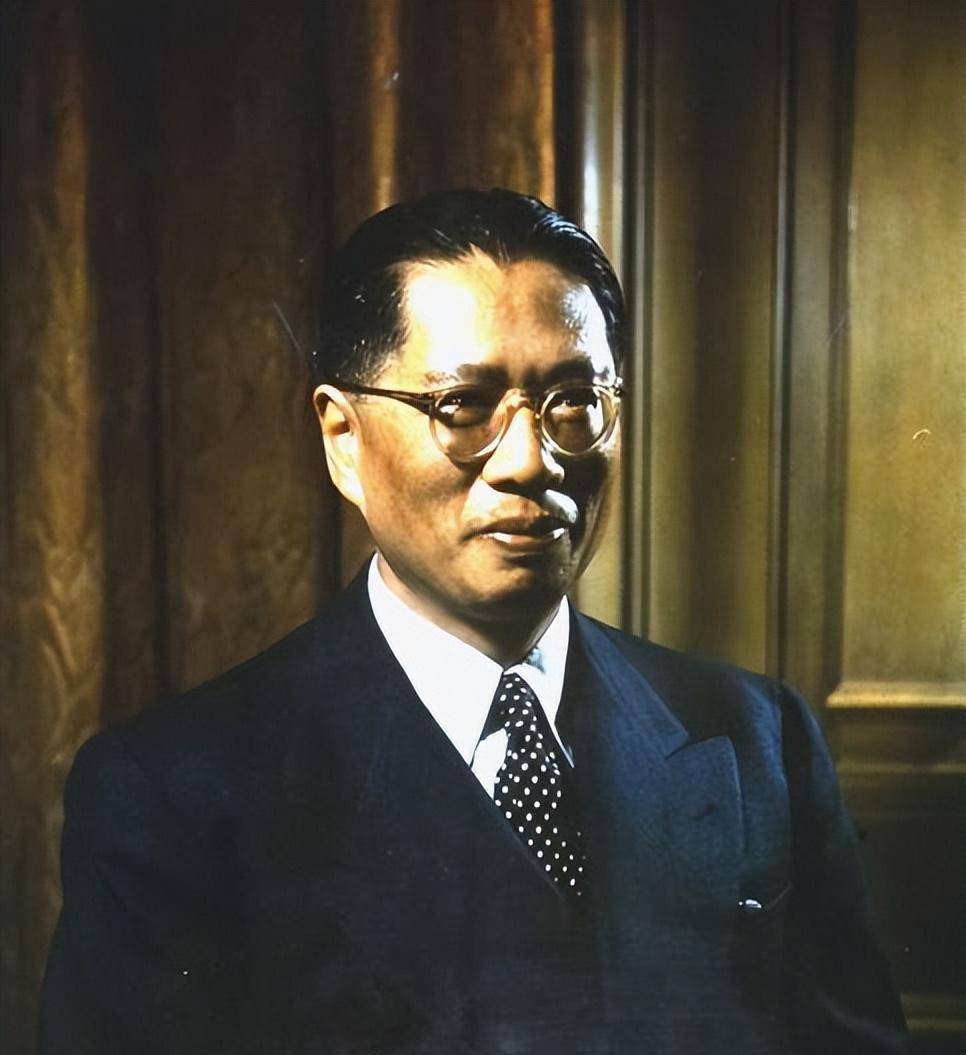 1967年孔祥熙病逝,临终前对妻子宋霭龄哭诉:孔家怕是要绝后了!