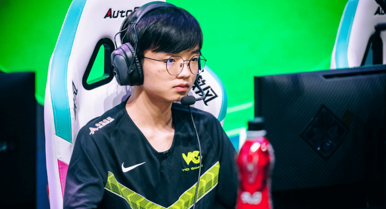 直到s12结束,iboy的职业生涯暂时结束了,他无缘s13