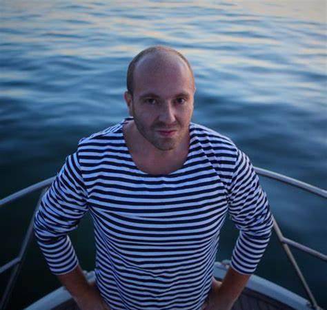 41岁花花公子承认:与其中2名发生过关系_维塔利·格雷琴_离开_组织