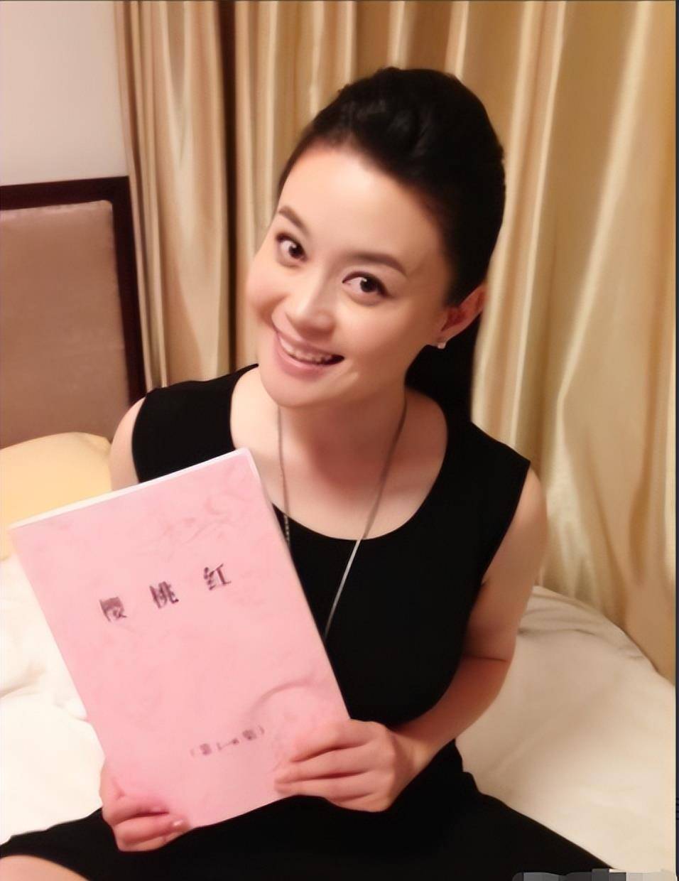 关婷娜:从化妆师到"御用媳妇",没有赵本山,就没有她的今天_时候_角色