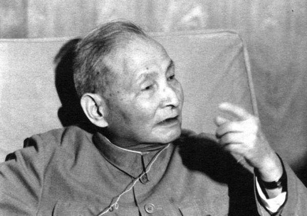 陈云给上级写信,要求央视停播一部电视剧,央视收到后紧急执行_同志_党