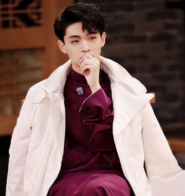 那么对于秦霄贤的事件,大家怎么看呢?