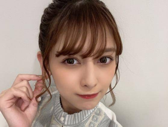 假面骑士圣刃:玲花演员新年奇葩操作逗乐粉丝南方剑士学历太低_相关