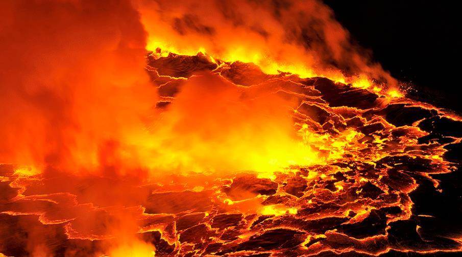 时间已经在63万年前了,当时爆发之后,岩浆的覆盖面积高达2800万立方米