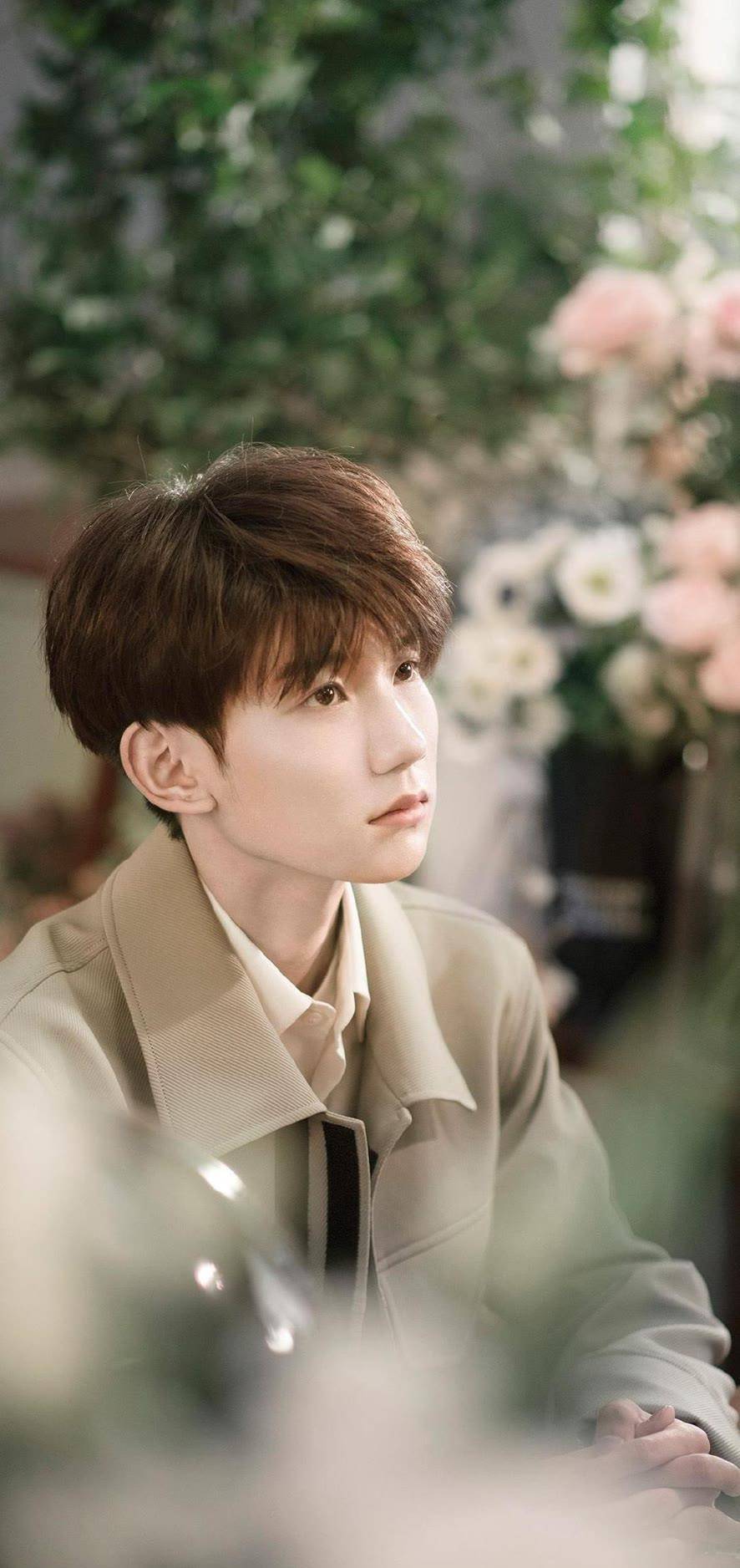 王源最新mv中首次启用女主角,只为有寓意全程没露脸,女友粉们心满意足