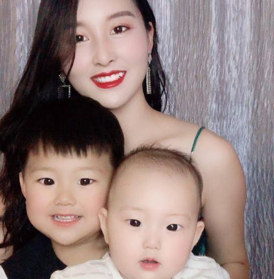 谢孟伟老婆多大年龄图片