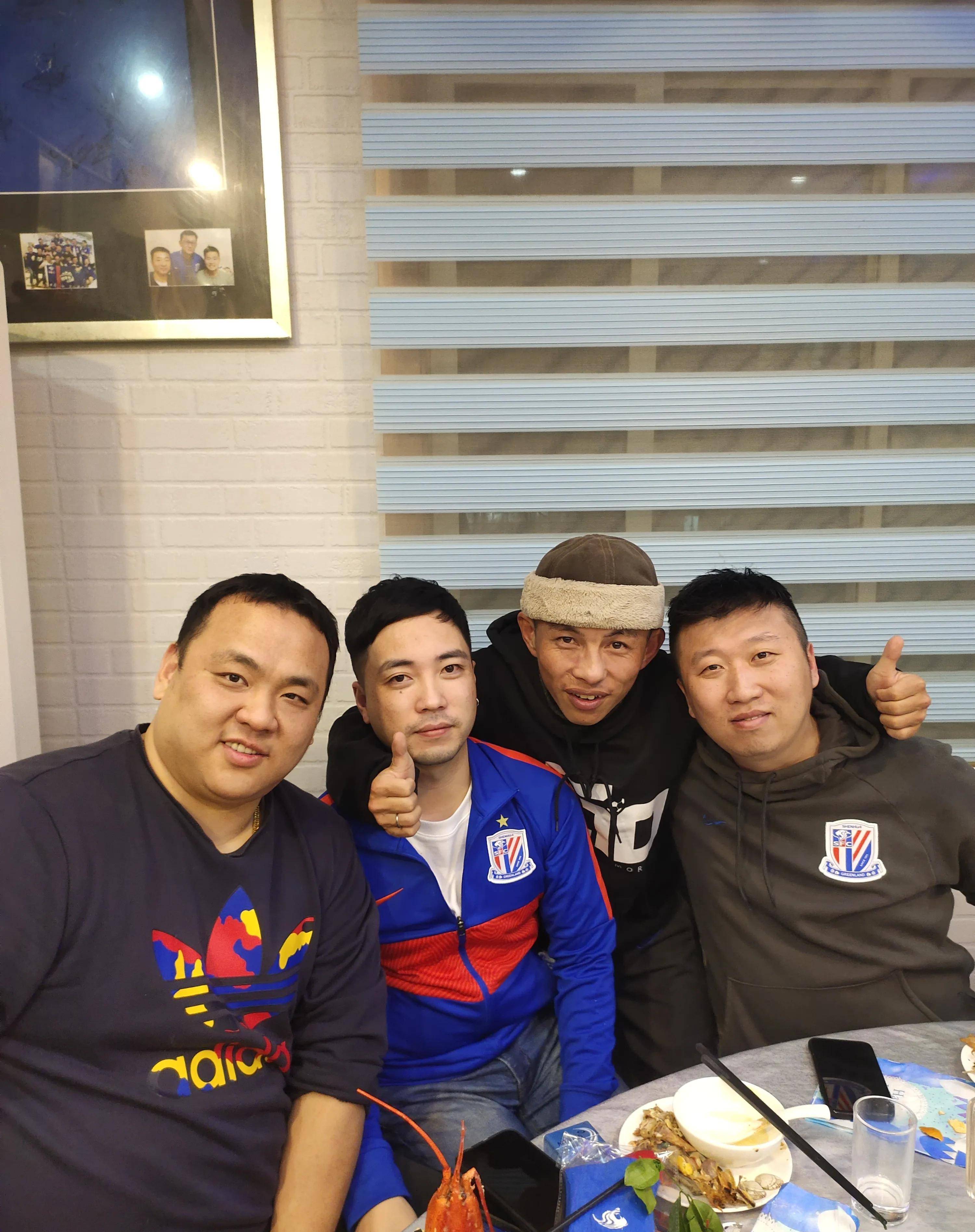 2022 申花球迷年会(蔡宝健朋友)在新小英美食坊举行_申花队_赛季_上海