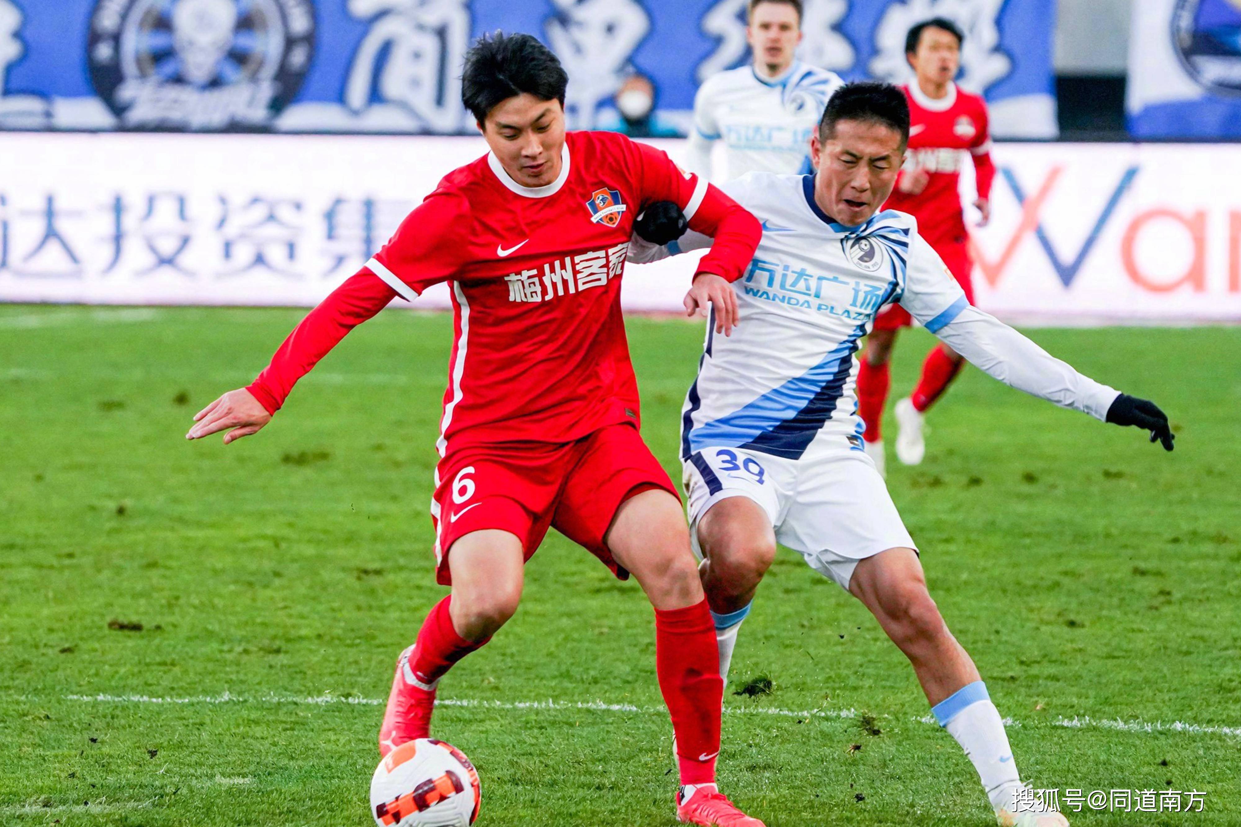 中超广西球员近十年表现最为优异的赛季_吴贵超_廖均健_郭毅