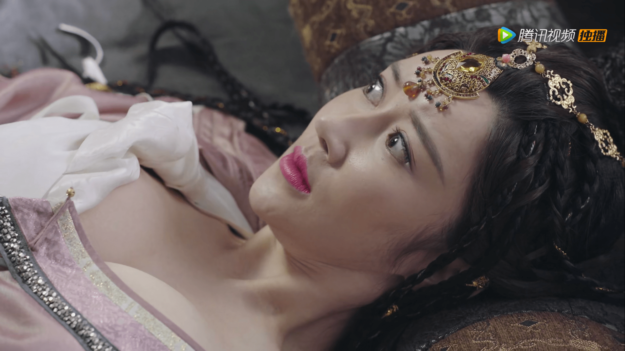 2019年新版《倚天屠龙记》配角"韩姬"姜彦希,美到让人惊艳,网友:国民