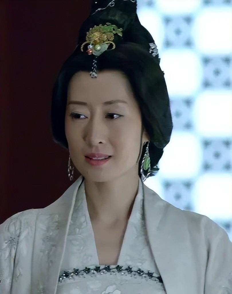静妃年老色衰无权无势,为何40多岁才得到梁帝盛宠?
