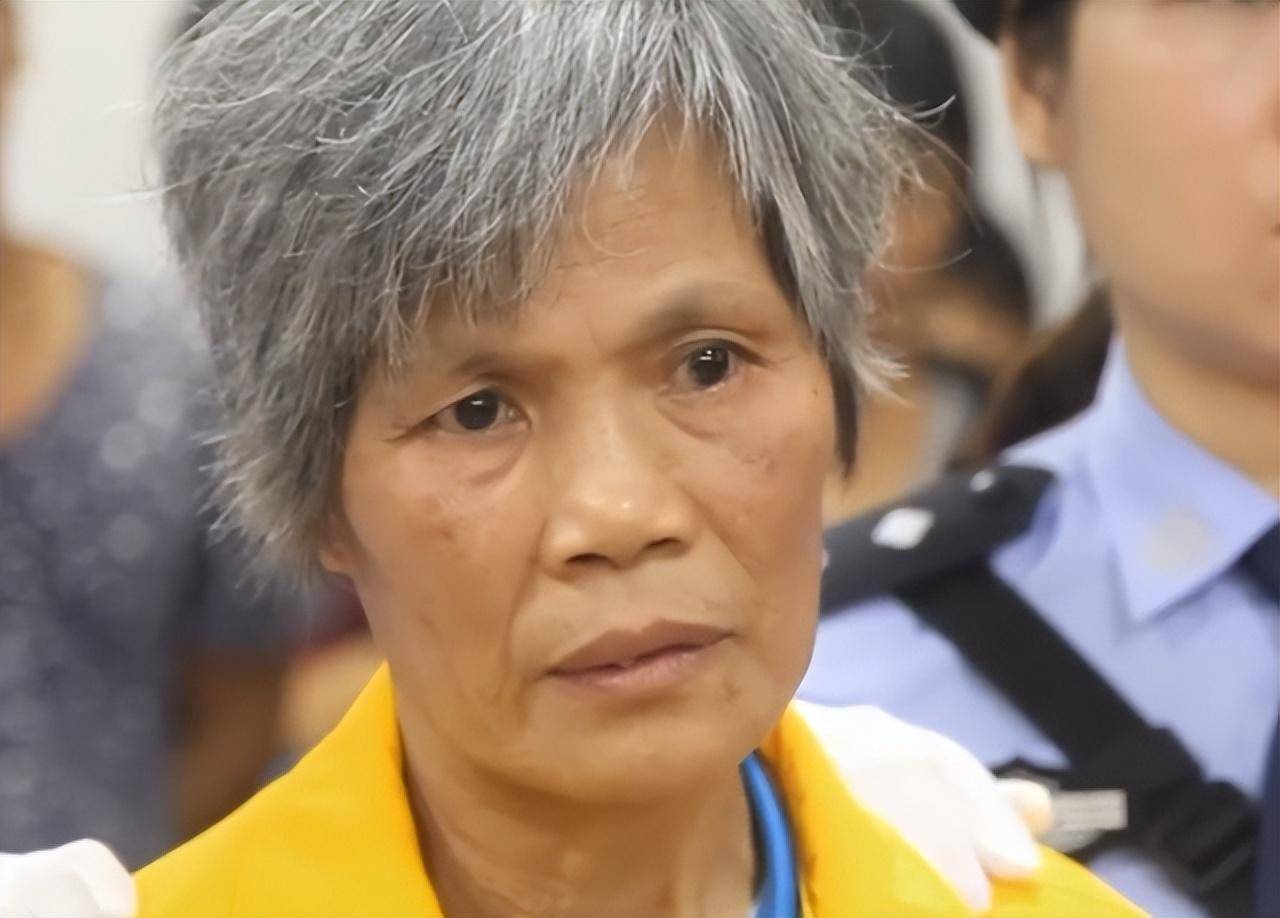 7年前,广西婆婆将儿媳活活打死,审问时抱怨自己这是为民除害_黄文娟