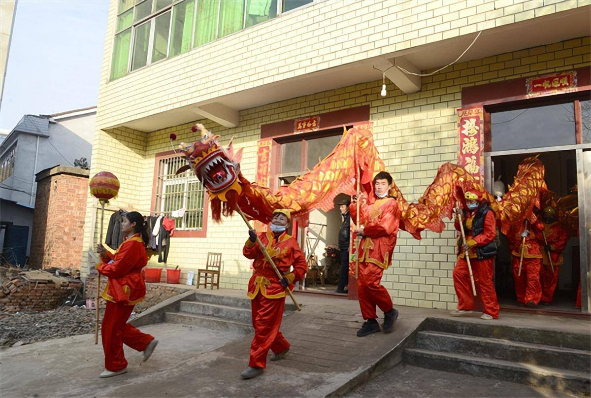 清朝大臣余国柱相爷故里拜年龙灯,给鄂州余氏门宗送来年味与乡愁_大冶