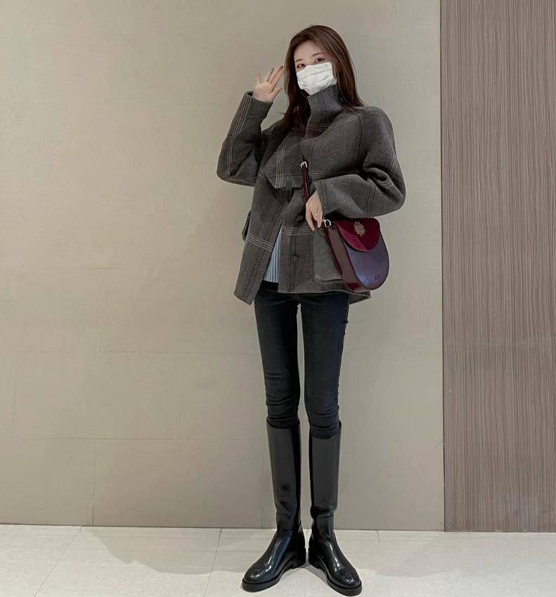 长靴的10个搭配公式,冬天最时髦搭配_外套_羽绒服_身材
