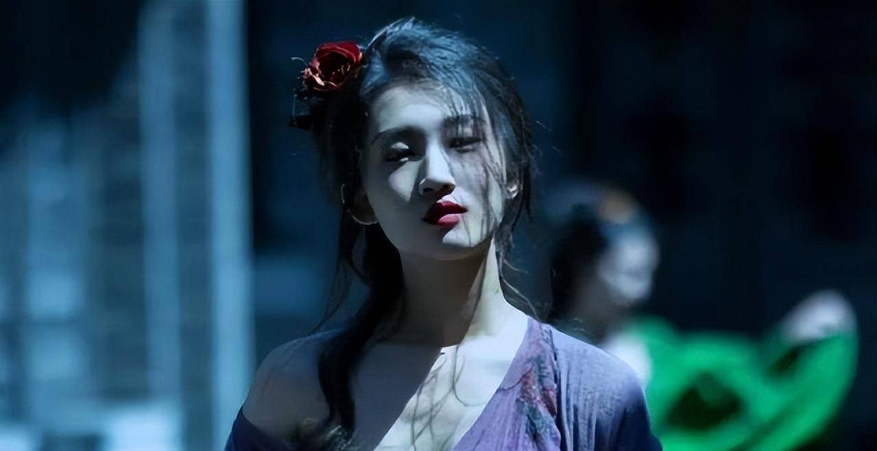 《满江红》风尘女瑶琴被强暴剧情引争议,遭女权质疑不尊重女性?