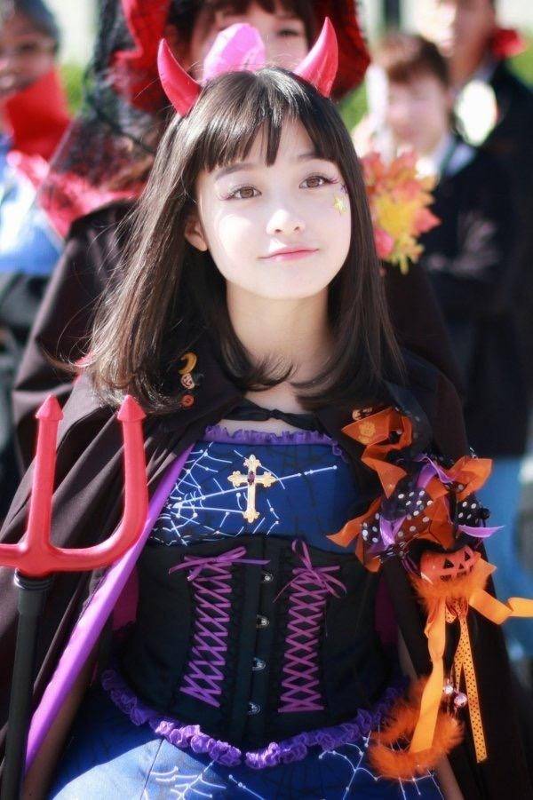 日本美少女桥本环奈被吐槽:发型显老显丑,礼服显胖显矮_服装_造型