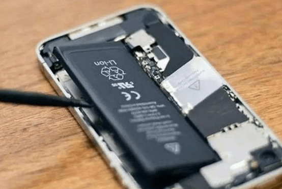 提醒iphone8p用户:2023年继续用旧机,有2个步骤不能少!_电池_手机_ios