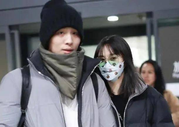 和友人海边散心,前男友张恒列出"七宗罪"泄愤_网友_法律_人气