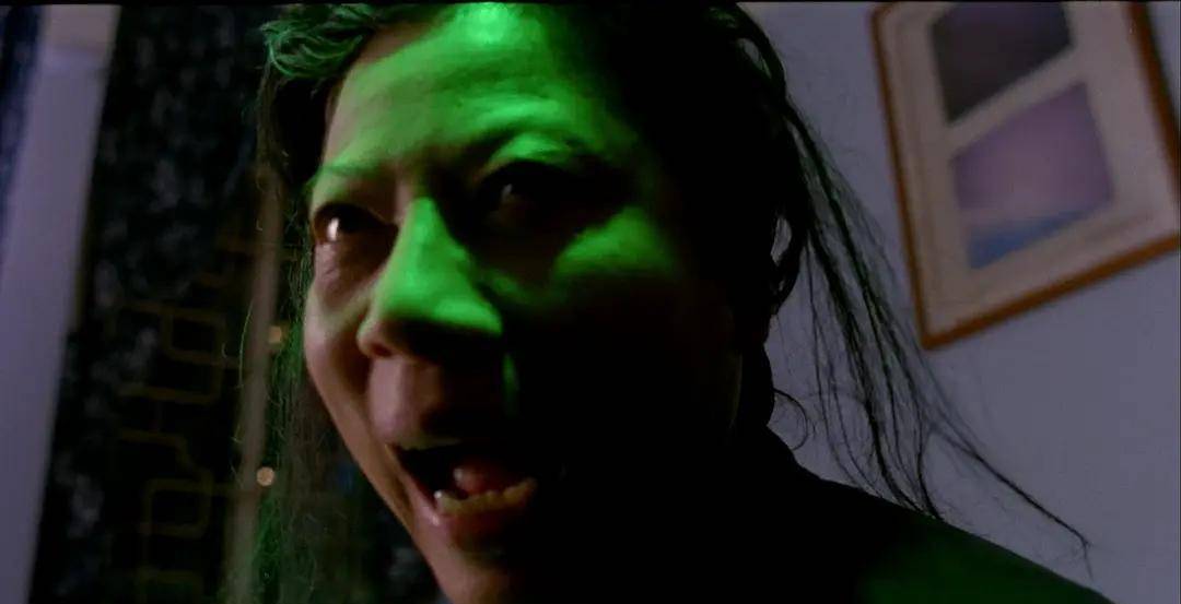 "鬼婆"罗兰:从裘千尺到龙婆,因晦气无人敢娶,晚年古天乐陪伴_角色