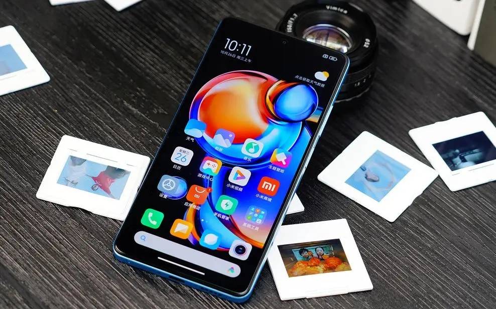 原创
            曾一小时卖出35万台，如今跌至1429元起，5000mAh+OIS光学防抖