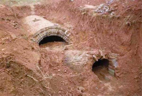 墓志铭1字被涂改,明白李世民真正为人_谥号_哥哥_李元吉