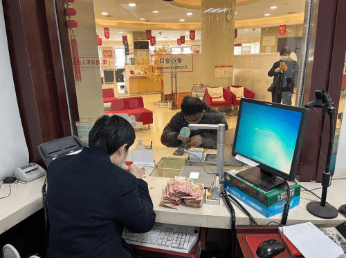 让“霉币”在柜台重生 中信银行多举措提升现金服务能力 (图1)