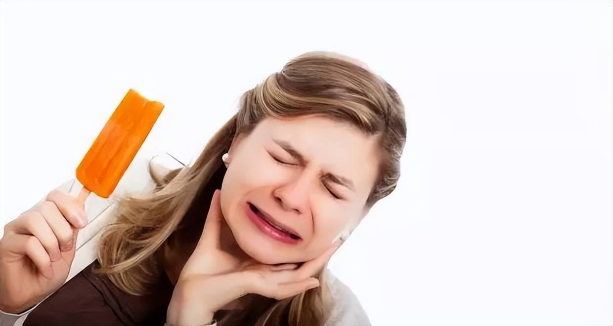 因瞬间的冷热刺激,这个时候牙齿较为敏感,极有可能会导致牙齿酸痛但 