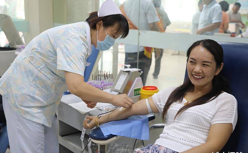 江西河北江苏等多地血库告急引争议：欲献血的爱心者在顾虑什么？