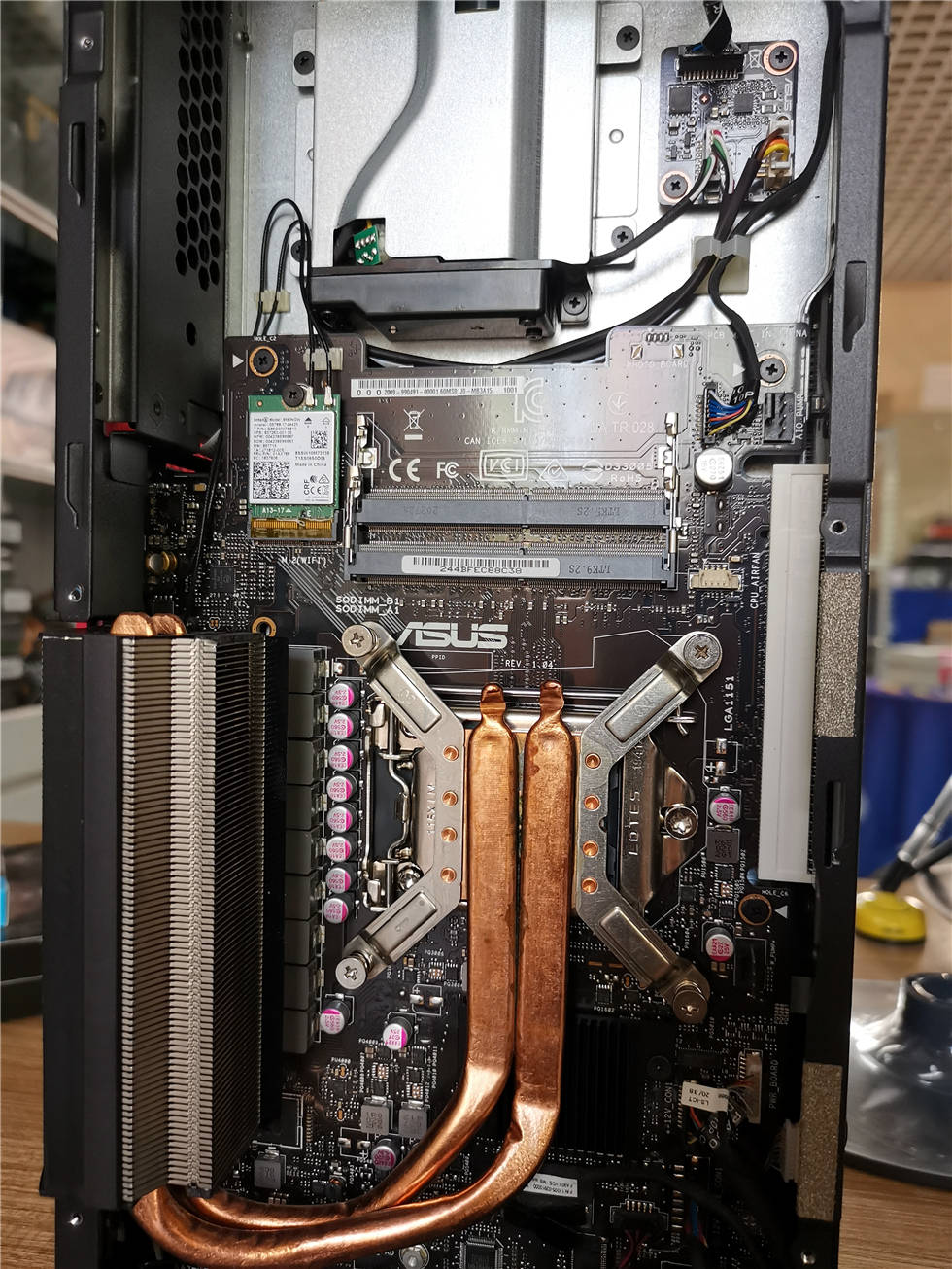 i9-9900t是史上第一款tdp只有35w的桌面i9,基准频率只有2.