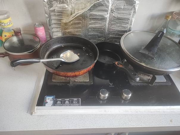 一口锅解决烹调厨具问题帝伯朗Century城际系列八合一浮雕多用锅