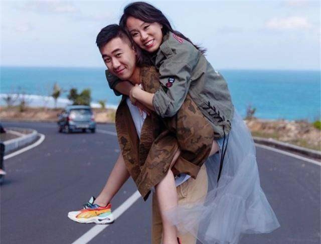 被闺蜜抢走初恋男友,球迷:防火防盗防闺蜜_赵芸蕾_张楠_女双